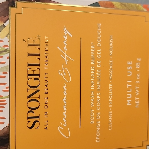 Spongelle Cinnamon & Honey Body Wash Infused Buffer - Picture 2 of 6